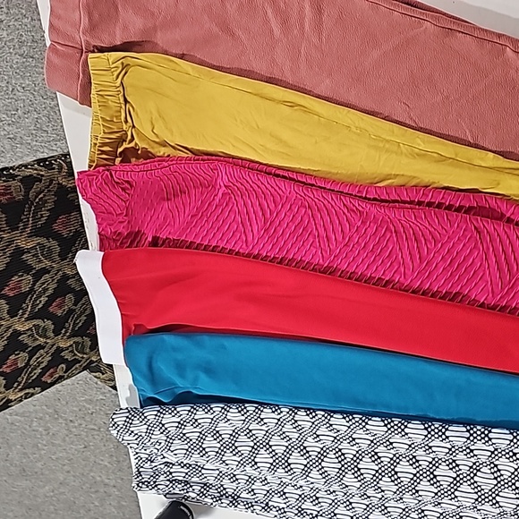 **SOLD**Bundle of skirts - Picture 2 of 3